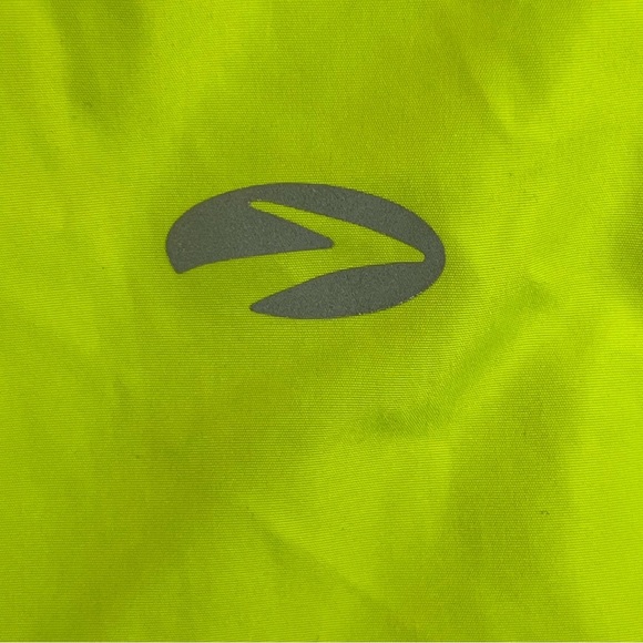 Women’s Brooks Lightweight Running Jacket Windbreaker Yellow Black Size Small - Picture 5 of 16